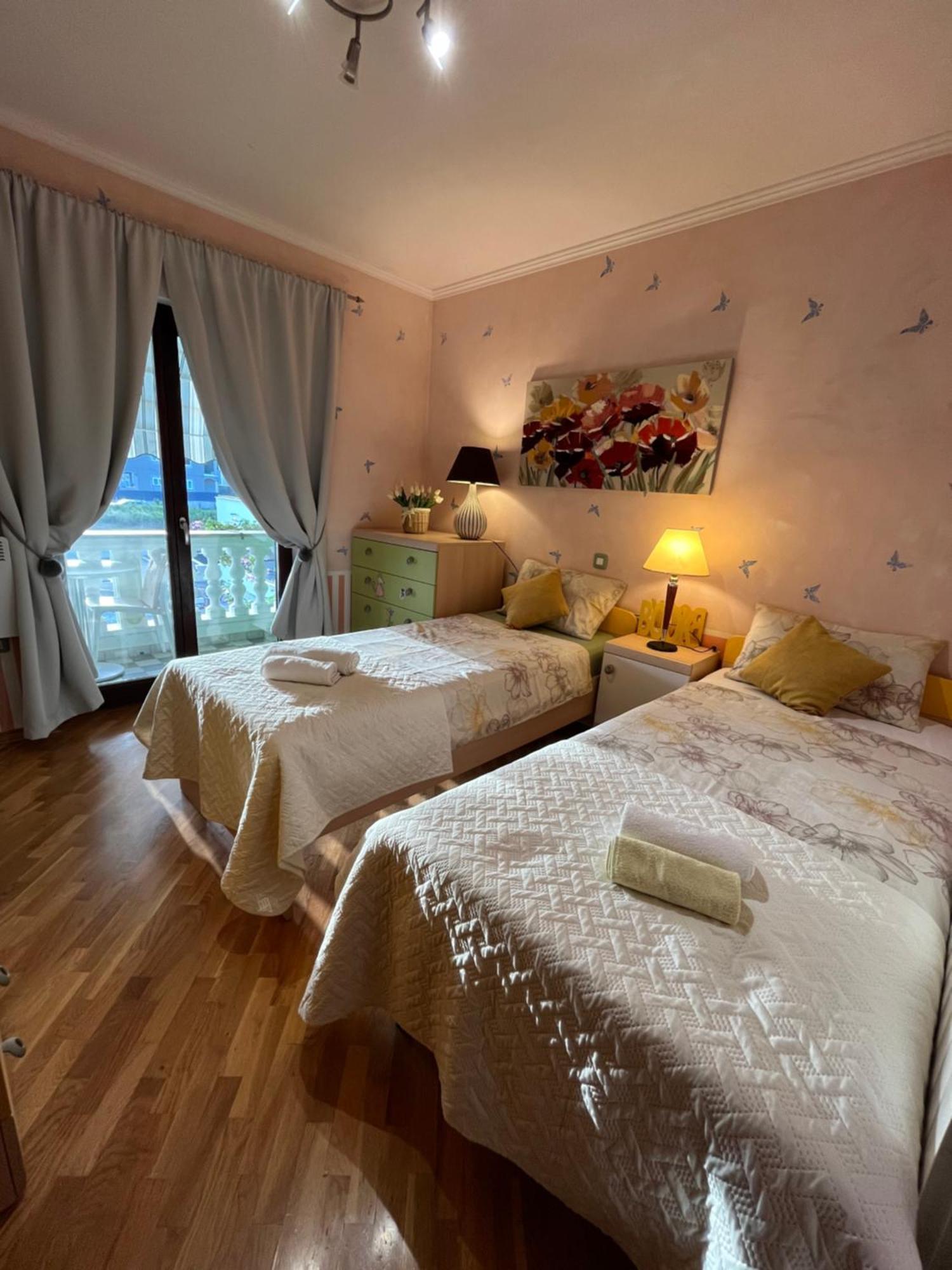 Apartman Adrijan Sukosan Bagian luar foto